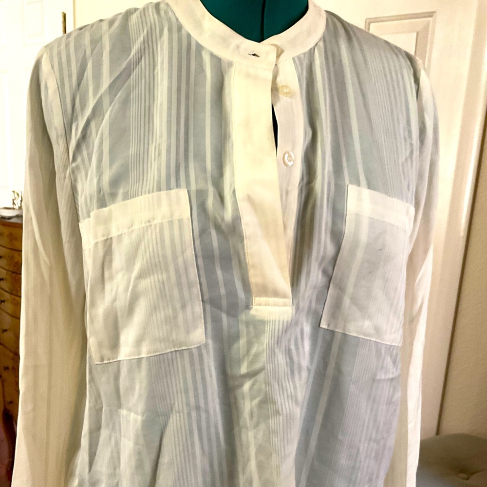 BCBG PARIS large cream lightweight blouse
